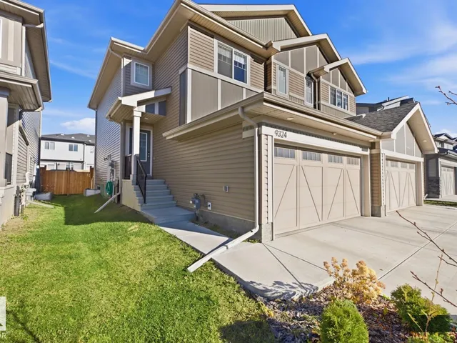9324 COOPER BN SW, Edmonton