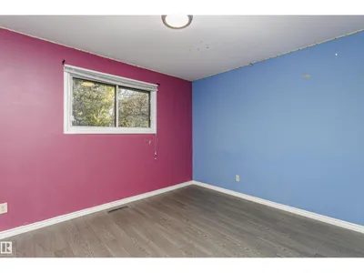 7 SHERIDAN DR photo 16