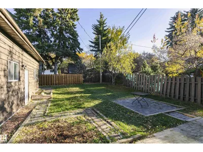 7 SHERIDAN DR photo 41