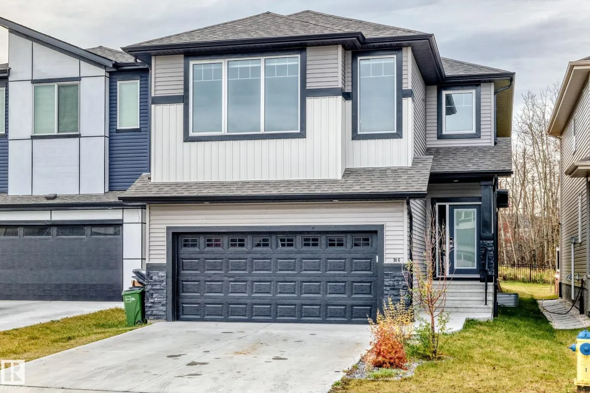 315 35 AV NW exterior