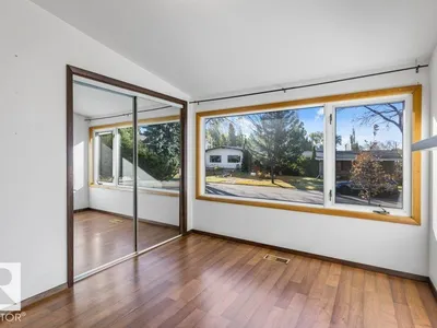 10651 80 ST NW photo 34