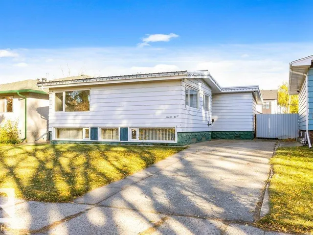 10651 80 ST NW, Edmonton