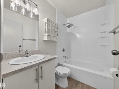 15124 88A ST NW photo 22