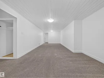 15124 88A ST NW photo 34
