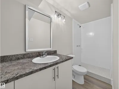 15124 88A ST NW photo 42