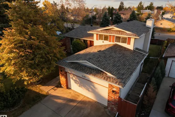 3135 145 AV NW photo 2
