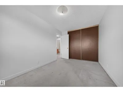 3135 145 AV NW photo 42