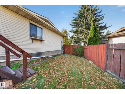 3135 145 AV NW photo 48
