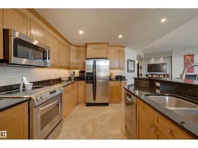 #1003 9020 JASPER AV NW photo 20
