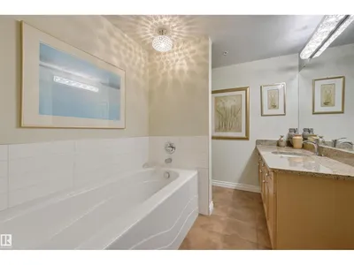 #1003 9020 JASPER AV NW photo 29