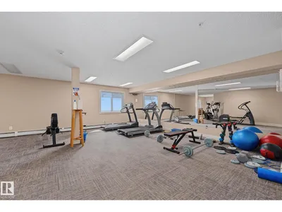 #102 646 MCALLISTER LO SW photo 40