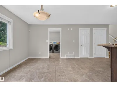 11910 93 ST NW photo 14