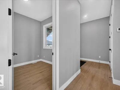 53 Mockingbird Cres photo 9