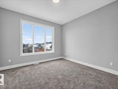 53 Mockingbird Cres photo 42