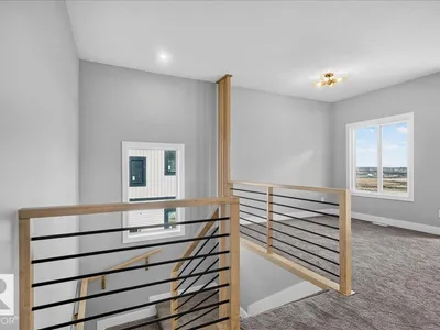53 Mockingbird Cres photo 33