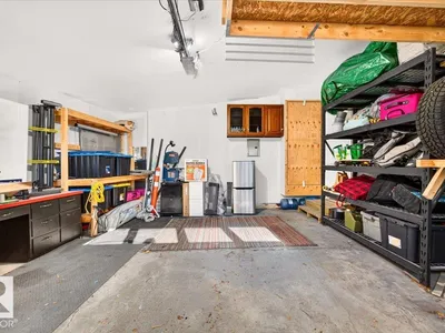 8512 134 AV NW photo 32