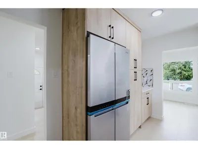 4103 111A ST NW photo 10