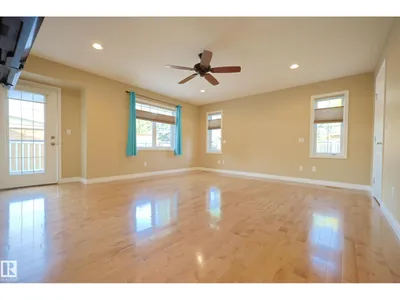53 BUTTERFIELD CR photo 4