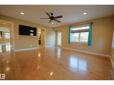 53 BUTTERFIELD CR photo 36