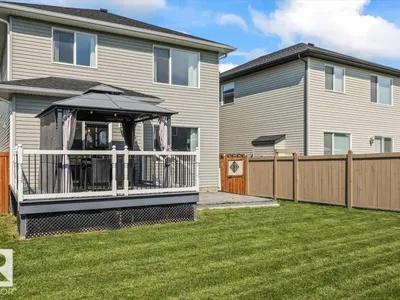 22507 99 AV NW photo 4