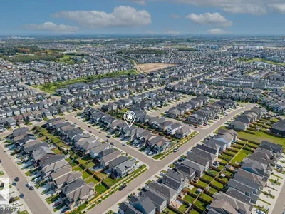 22507 99 AV NW photo 58
