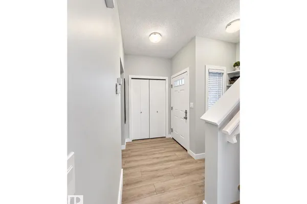 262 39A AV NW photo 2
