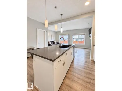 262 39A AV NW photo 5