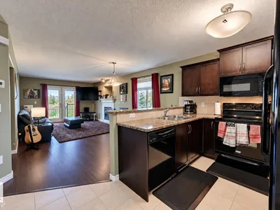 #49 10 WOODCREST LN photo 7