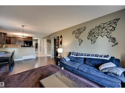 #49 10 WOODCREST LN photo 15