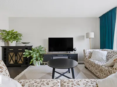 13536 164 AV NW photo 24