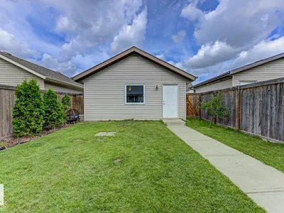 13536 164 AV NW photo 38
