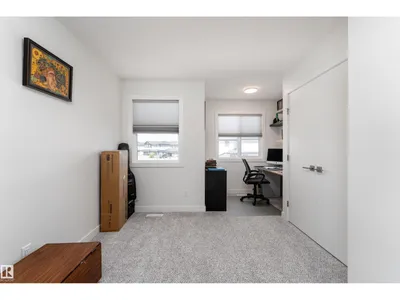 9119 183 AV NW photo 24