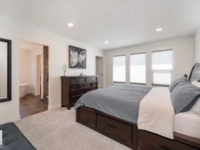 9119 183 AV NW photo 33