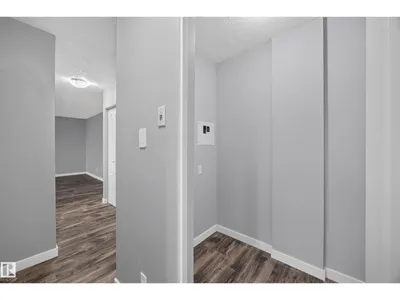 #27 11245 31 AV NW photo 18