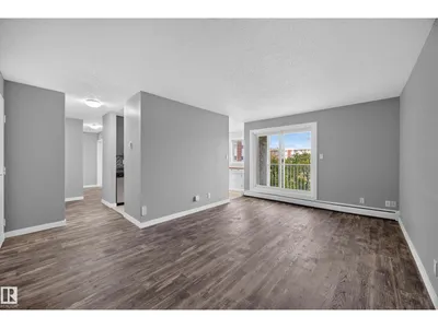 #27 11245 31 AV NW photo 6