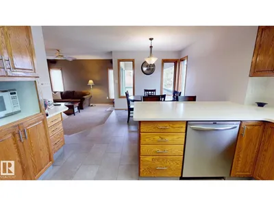 15 BELMONT DR photo 8