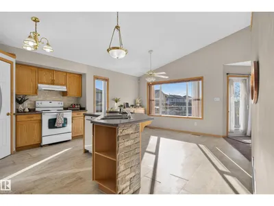 4615 151 AV NW photo 6