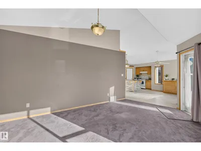 4615 151 AV NW photo 17