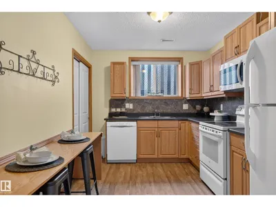 4615 151 AV NW photo 40