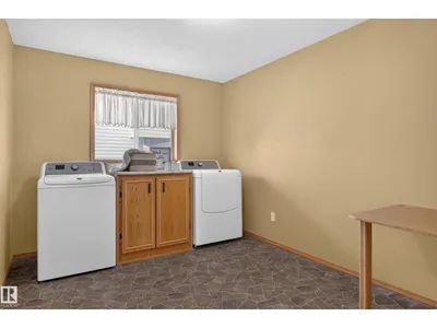 4615 151 AV NW photo 19
