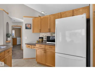 4615 151 AV NW photo 12