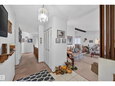 3023 130 AV NW photo 7