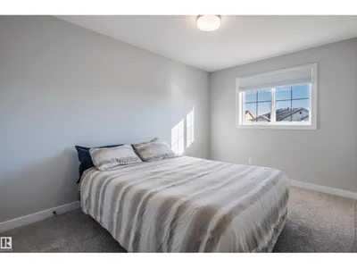 10624 98 ST photo 38