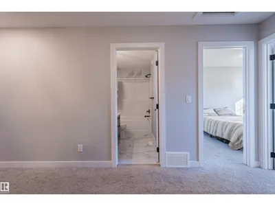 10624 98 ST photo 34