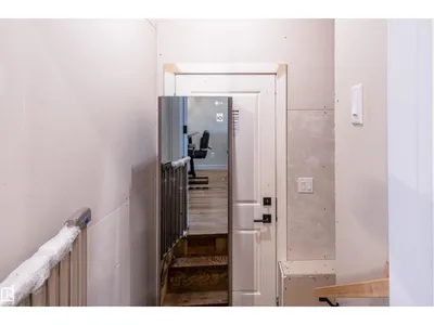 10624 98 ST photo 50