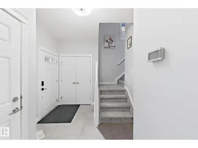 8017 223 ST NW NW photo 4