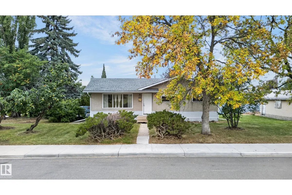 10508 60A AV NW exterior