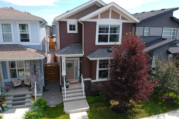 2035 160 ST SW photo 3
