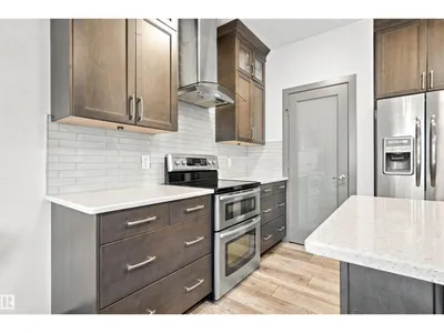 20746 96A AV NW photo 12