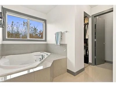 20746 96A AV NW photo 27